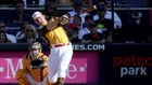 Trumbo smashes 16 in the first round of HR Derby