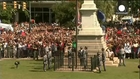 US:South Carolina takes down Confederate flag